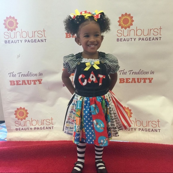 Pageant OOC - Picture 3 of 5